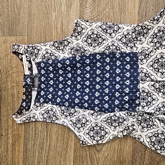 Rewind brand juniors size Small white and navy dress - Picture 3 of 9